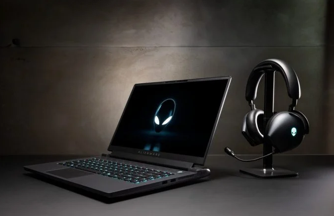 سعر ومواصفات أجهزة الألعاب Alienware m17 وx17 من Dell مدونة نظام أون لاين التقنية